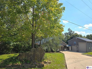 Lake Home For Sale in Hardinsburg, Kentucky