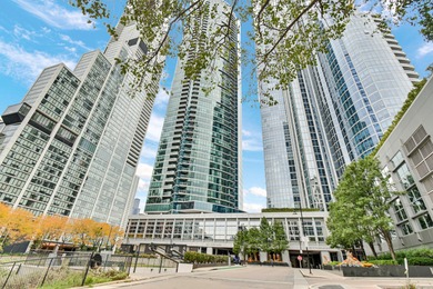 Lake Michigan - Cook County Condo For Sale in Chicago Illinois