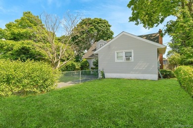 Legal 2-Family by C/O! Exceptional income-producing investment - photo 33