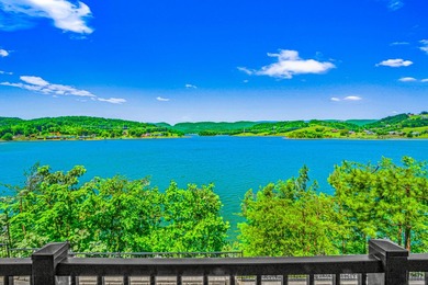 Perched on the banks of Cherokee Lake is where this well - photo 36