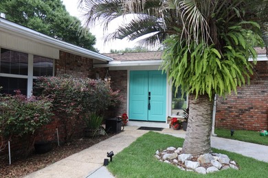 Welcome to resort-style living in one of Fort Walton Beach's - photo 2