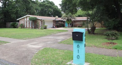 Welcome to resort-style living in one of Fort Walton Beach's - photo 5