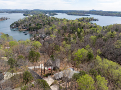 Move-in Ready in the Resort Style Living Community of Keowee Key - photo 2