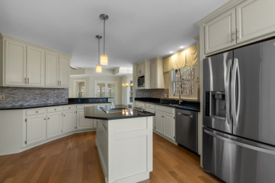 Move-in Ready in the Resort Style Living Community of Keowee Key - photo 9