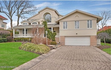 Exquisite Coastal Luxury -- Just Half a Block from the Ocean | - photo 3