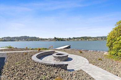 Lakefront home at the Oregon Coast, this single level this home - photo 5