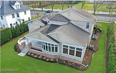 Exquisite Coastal Luxury -- Just Half a Block from the Ocean | - photo 5