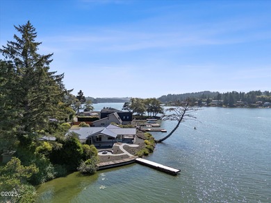 Lakefront home at the Oregon Coast, this single level this home - photo 6