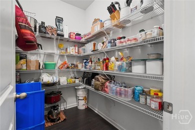 Cul-de-sac location. Private wooded backyard. Main-level guest - photo 11
