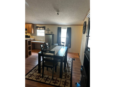 Well maintained home with 4 bedrooms, 2 bathrooms, furnished - photo 11