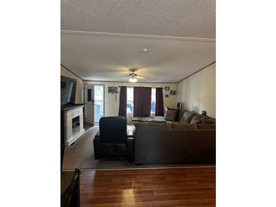 Well maintained home with 4 bedrooms, 2 bathrooms, furnished - photo 16