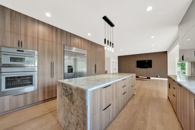 This TURN KEY LUXURY home in the desirable Meadow Lakes - photo 17