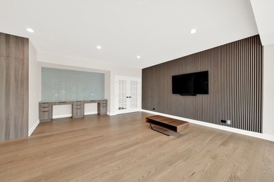 This TURN KEY LUXURY home in the desirable Meadow Lakes - photo 19