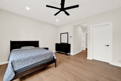 This TURN KEY LUXURY home in the desirable Meadow Lakes - photo 31