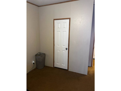 Well maintained home with 4 bedrooms, 2 bathrooms, furnished - photo 31