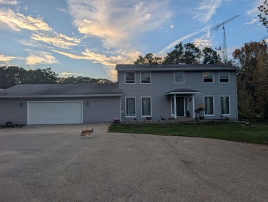 Lake Home For Sale in Rosholt, Wisconsin