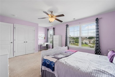 Cul-de-sac location. Private wooded backyard. Main-level guest - photo 43
