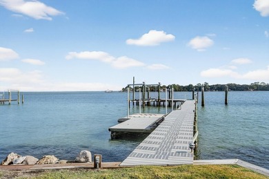 901 Peacock's Point Drive offers a rare single-level waterfront - photo 44