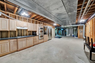 This TURN KEY LUXURY home in the desirable Meadow Lakes - photo 46