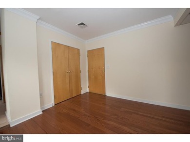 Rittenhouse Square Area Condo at 20th and Chestnut, 1 bed unit - photo 3