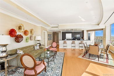 Experience penthouse living at its finest in one of Long Beach's - photo 8