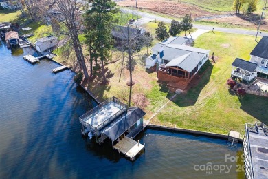 Recently remodeled waterfront home on flat lot!  - Lake Home For Sale in Norwood, North Carolina