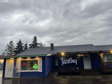 Fern Ridge Lake Commercial For Sale in Veneta Oregon