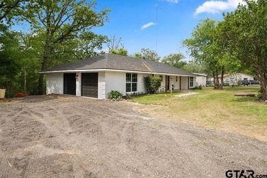 Welcome to this beautifully updated 3 bedroom 2 bath home - photo 3