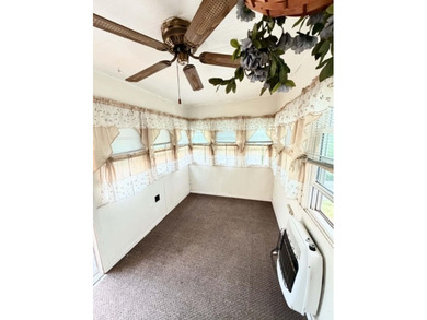 Corner lot opportunity with tons of potential! This 2 bed, 2 - photo 11