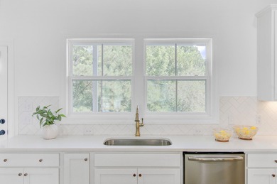 If living adjacent to downtown Summerville interest you, where