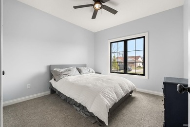 Welcome home to Crystal Bay on Hamilton Lake. Luxury Lakefront - photo 22