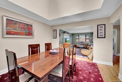 Don't miss this beautifully fully renovated 2-bedroom, 1-bath - photo 9
