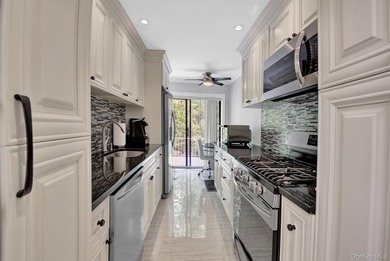 Don't miss this beautifully fully renovated 2-bedroom, 1-bath - photo 10