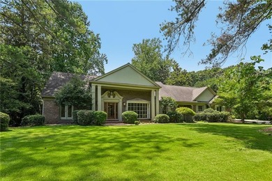 Arrive to a statement - a dramatic columned portico with a - photo 12