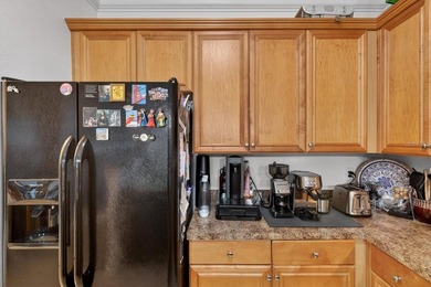 Move-In Ready 2-Bed/2-Bath Condo - Walking Distance to UF and UF - photo 13