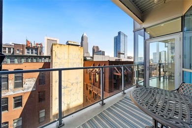 Elevated Living in the Heart of Downtown Cleveland! Welcome to - photo 21