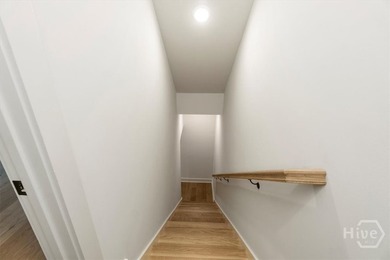 Welcome to 1609 Meadow Lakes Drive This exceptional 6-bedroom - photo 28