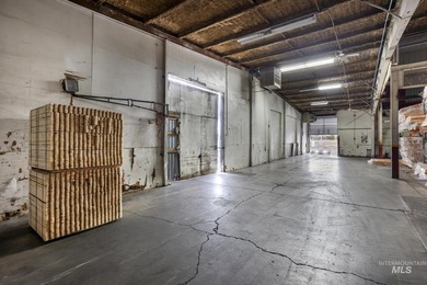 A rare opportunity to acquire a large-scale, rail-served - photo 30