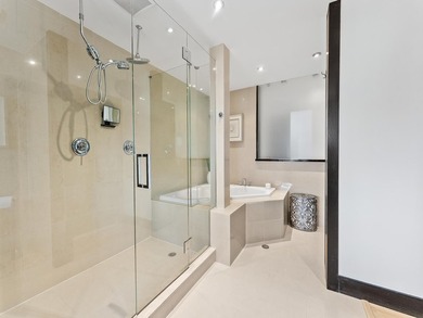 Experience the pinnacle of waterfront luxury in this exquisite - photo 31