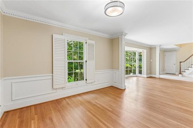Arrive to a statement - a dramatic columned portico with a - photo 36