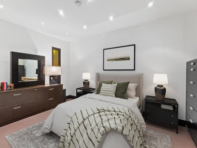 Experience the pinnacle of waterfront luxury in this exquisite - photo 36