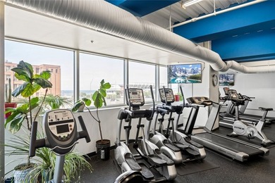 Elevated Living in the Heart of Downtown Cleveland! Welcome to - photo 39