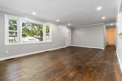 If you've been searching for a move-in ready home with room to - photo 6
