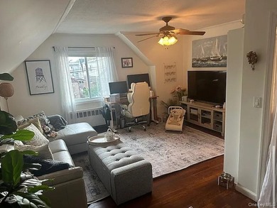 Located in the heart of Springfield Gardens, this - photo 2