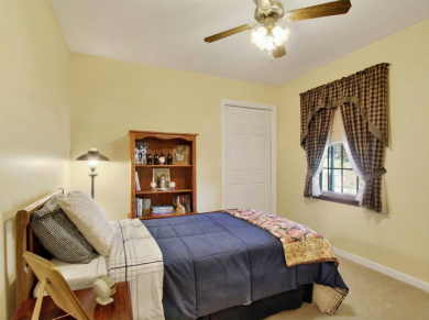 Lovely Rancher with fully finished lower level - photo 14