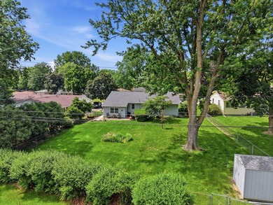 Charming and well-maintained 1,024sqft 3-bedroom, 2.5-bath ranch - photo 19