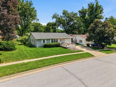 Charming and well-maintained 1,024sqft 3-bedroom, 2.5-bath ranch - photo 20