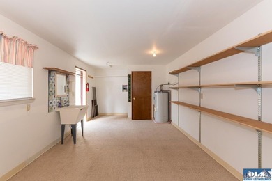 This 3 bed, 3 bath beautifully maintained home has it all! Close - photo 27
