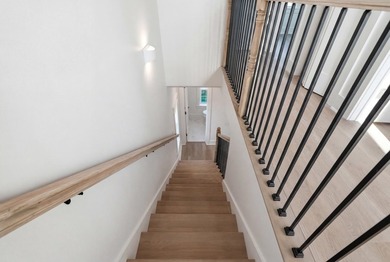 Home is complete! Introducing a brand new luxury coastal retreat - photo 9