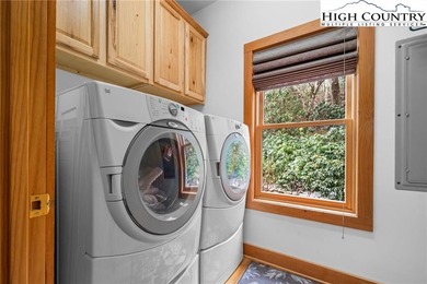 What an amazing view! Nestled in the very pinnacle of Hound Ears - photo 39